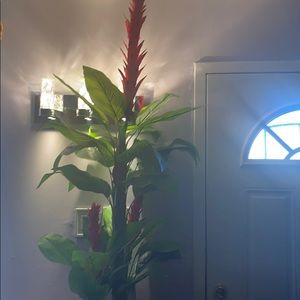 Artificial decorative plant